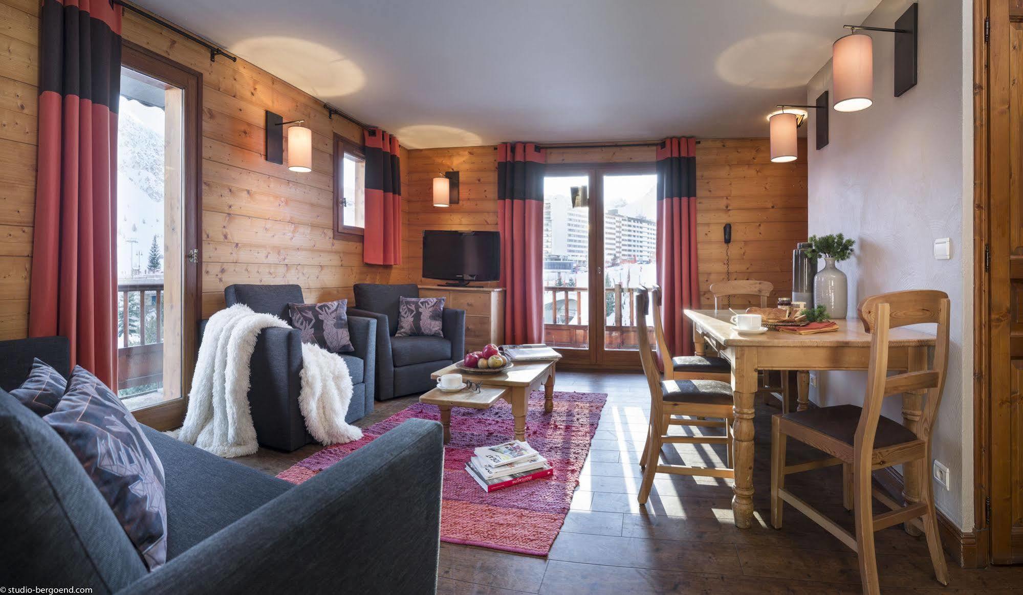 Chalets Montana Planton ティニュ エクステリア 写真