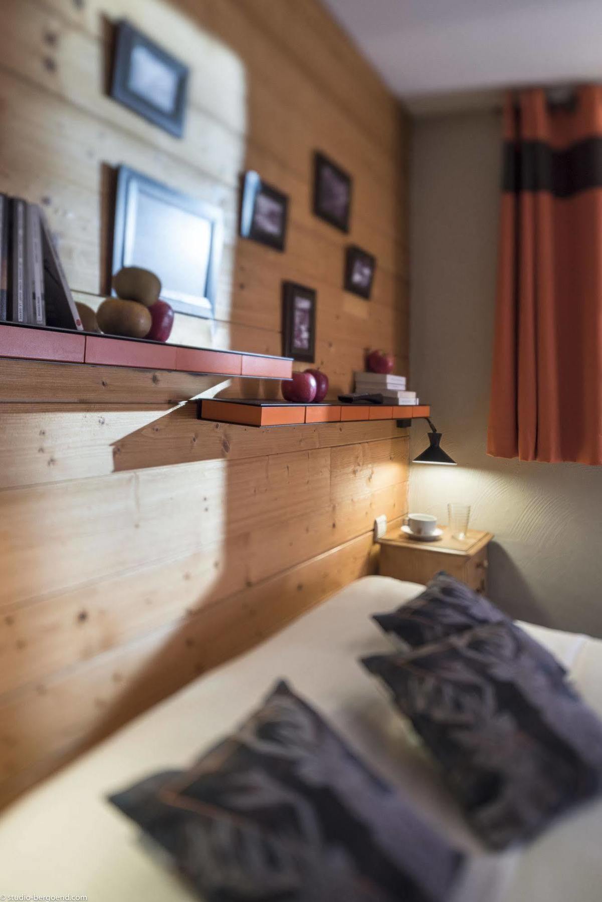 Chalets Montana Planton ティニュ エクステリア 写真