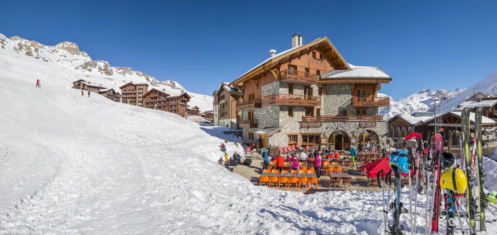 Chalets Montana Planton ティニュ エクステリア 写真